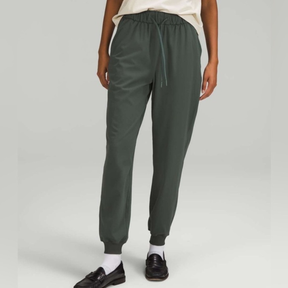 Lululemon green Stretch High-Rise Jogger